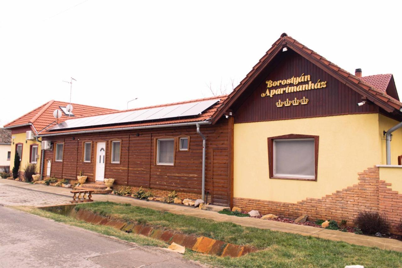 Borostyan Apartmanhaz Mórahalom 외부 사진